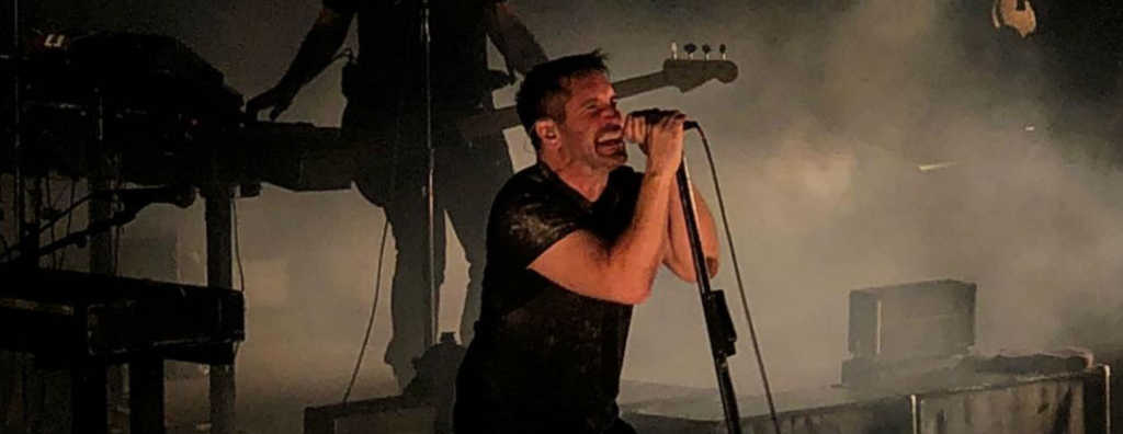 Nine Inch Nails Black Mirror playera