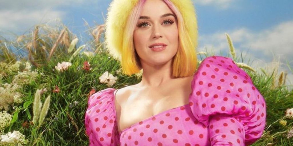 katy-perry-twitter-instagram-redessociales-smalltalk-nuevo-disco-2019