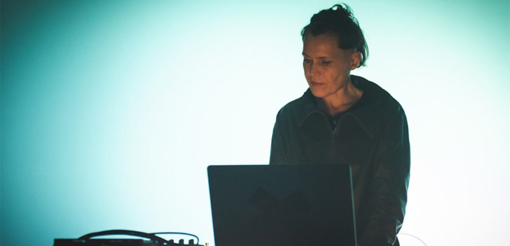 HERTZflimmern presenta a Electric Indigo, resom y Ena Lind