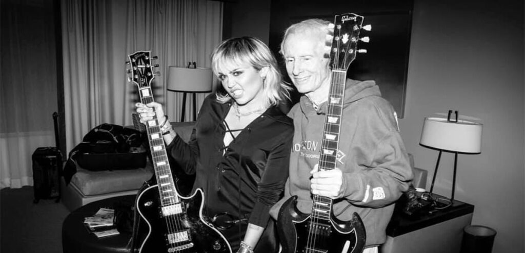 miley-cyrus-robby-krieger-cover-the-doors