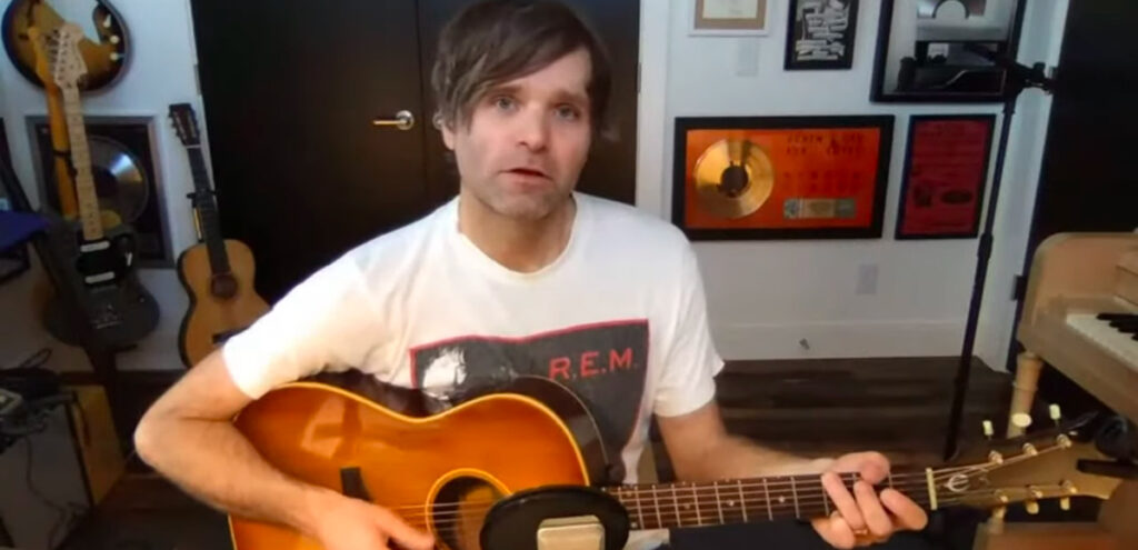 Mira a Death Cab For Cutie coverear a Radiohead