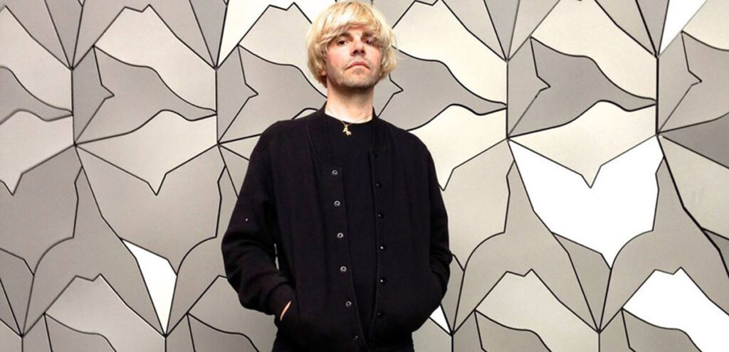 Tim Burgess y sus fiestas de escucha, una propuesta para comentar la música desde la cuarentena