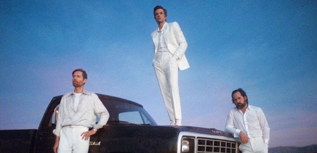 the-killers-estrena-fire-in-bone