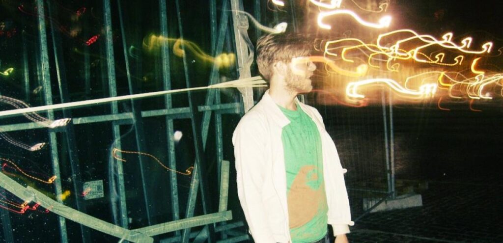 Lasse Passage estrenó su sencillo ‘Heartbeat’