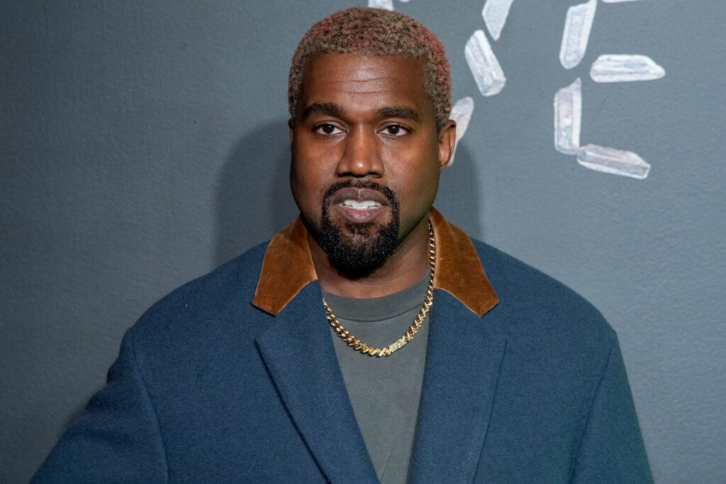 Kanye West comparte el avance de su nueva canción “Believe What I Say”