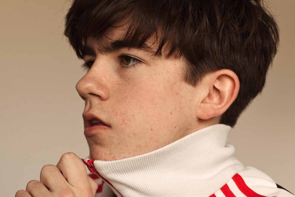 Declan-Mckenna-heung-min-son