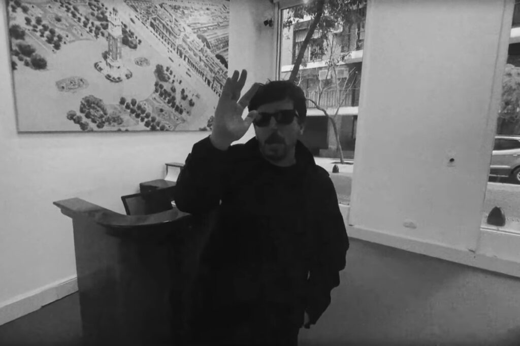 el-dependiente-te-invita-a-sanar-en-sigo-temblando