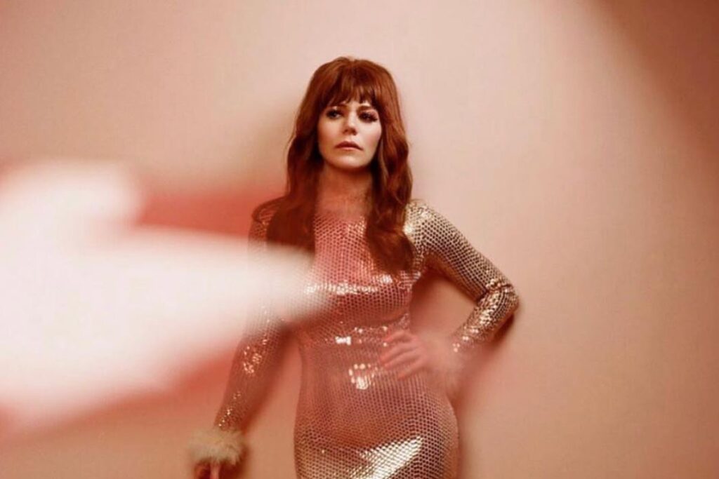 jenny-lewis-serengeti-nueva-cancion-colaboración