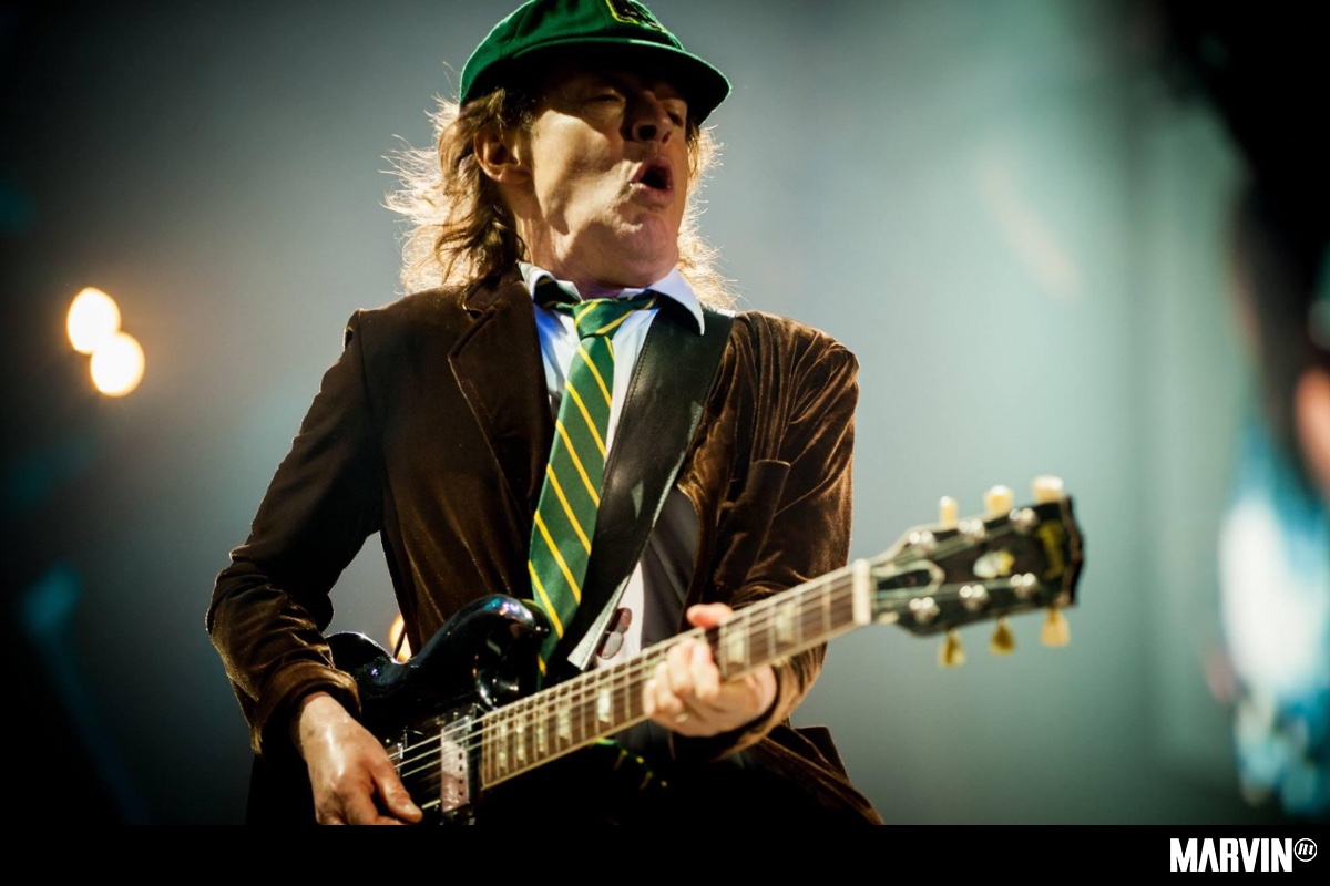 ac-dc-angus-young-highway-to-hell-historia