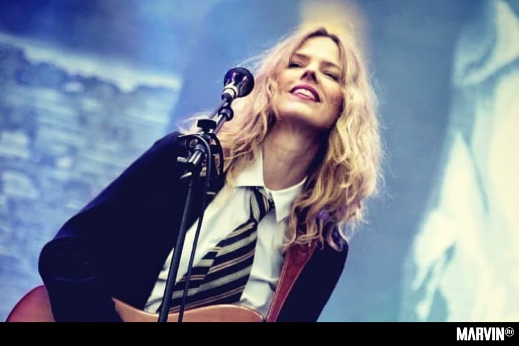 christina-rosenvinge-ese-chico-pride-nueva-cancion