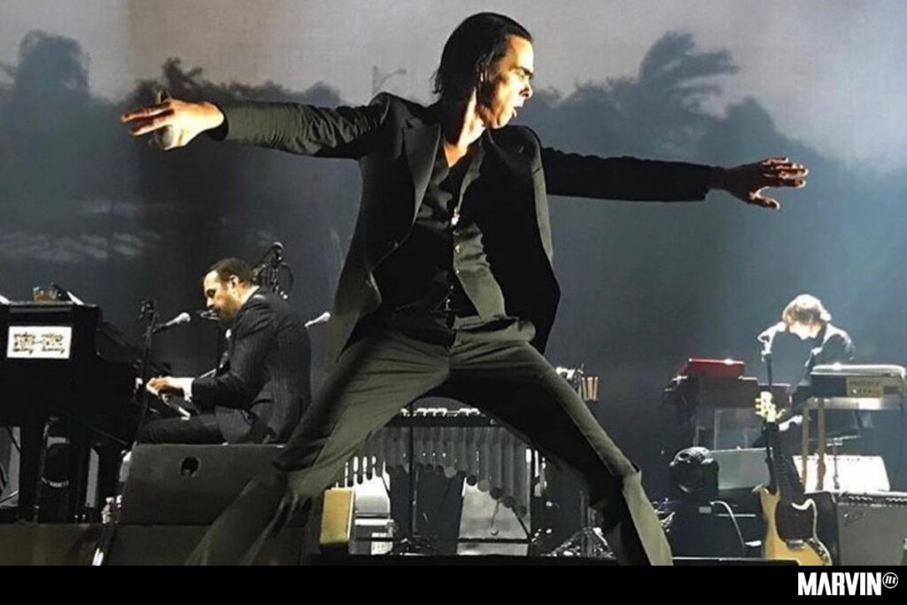 nick-cave-the-red-file-hands-envejecer (1)