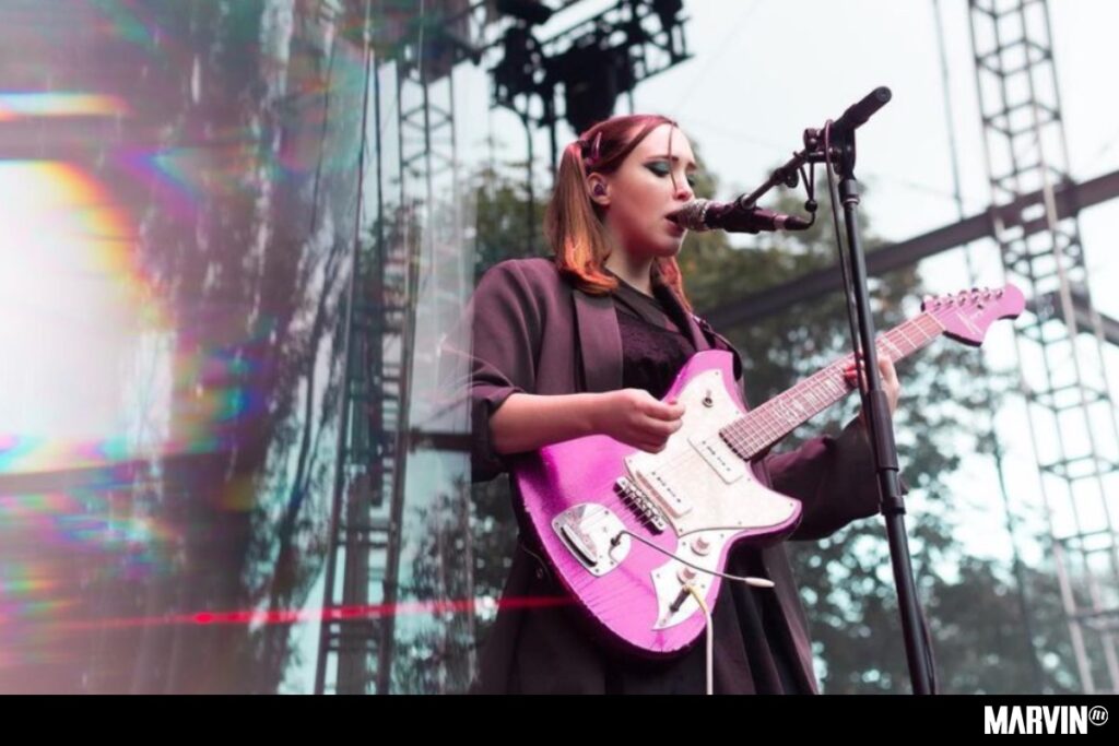 soccer-mommy-dark-nights-death-metal-soundtrack-cancion