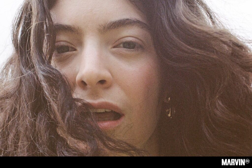 Lorde reflexiona sobre el paso de los años en su nueva canción “Stoned at the nail salon”