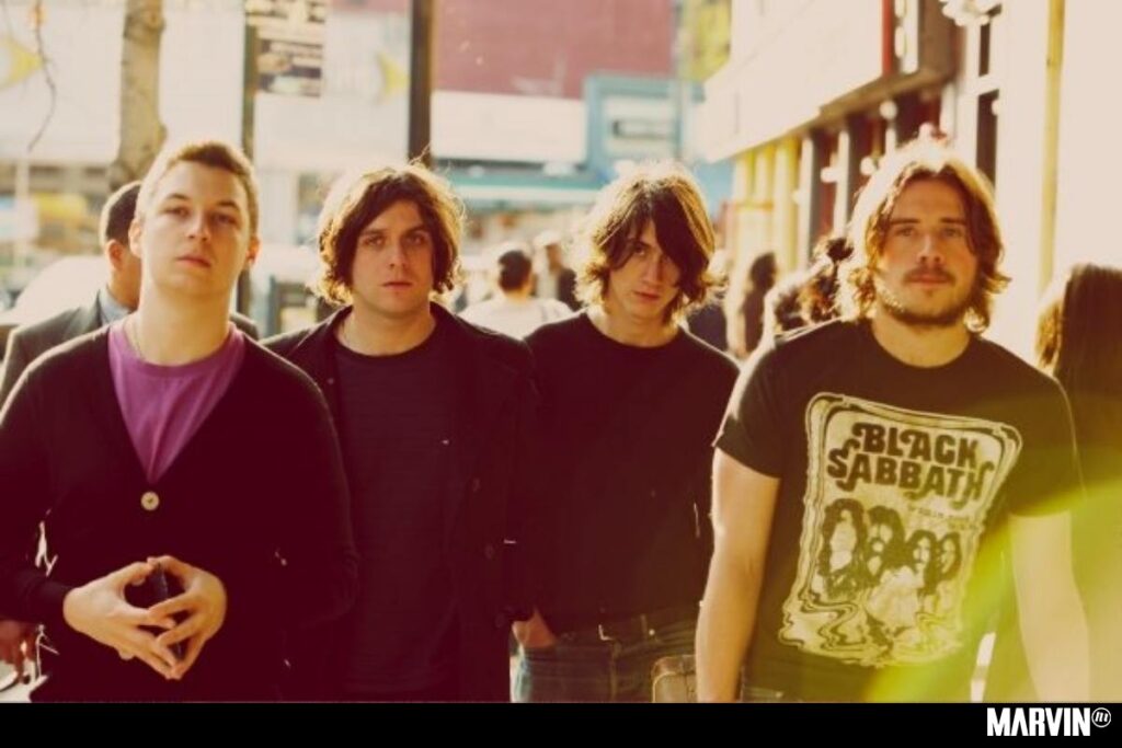retro-resena-arctic-monkeys-humbug-disco (1)