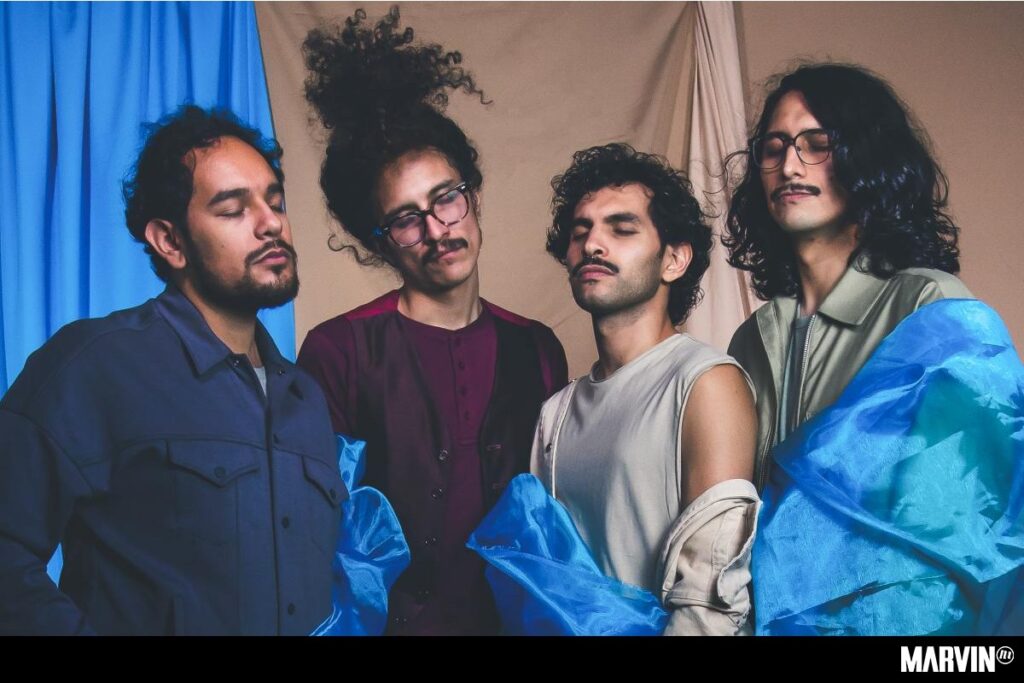 urrs-bajo-el-arbol-nueva-cancion-ciclo (2)