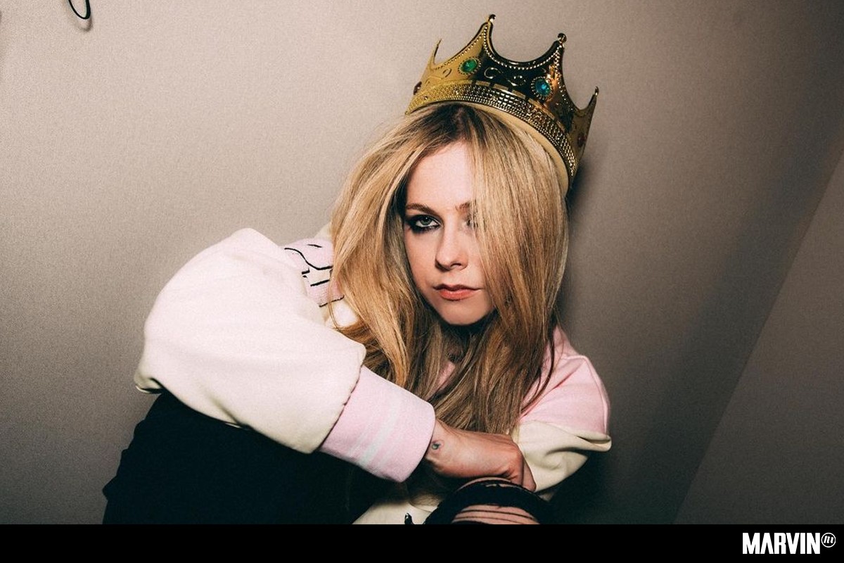 avril-lavigne-sk8er-boy-pelicula-plan