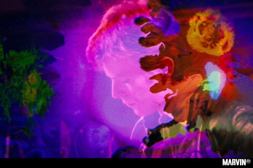 david-bowie-moonage-daydream-pelicula-teaser