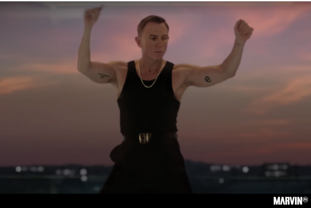 Daniel Craig