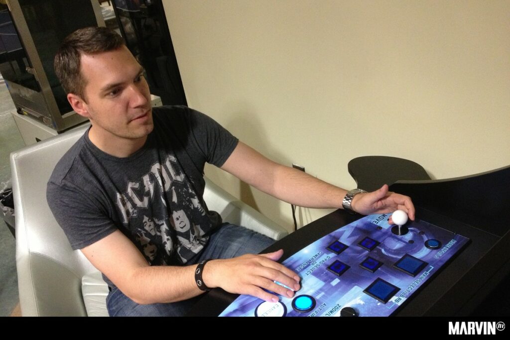 El director de ‘Midnight suns’ cree que el DCU “habría sido una pesadilla” para el videojuego