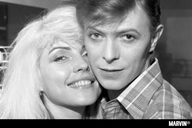 Debbie Harry sobre el día que Bowie le mostró sus genitales: “fue consensuado”