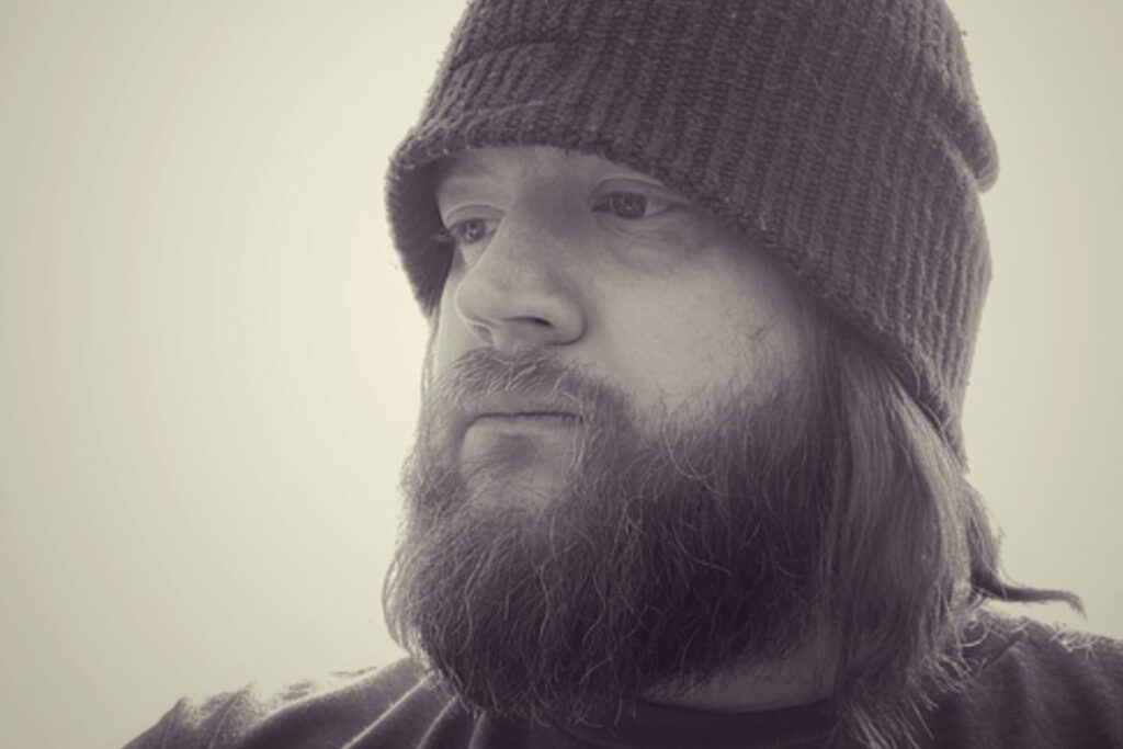 Café Marvin y el derecho a la contemplación sonora del yo con Zakè 