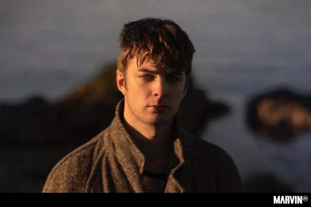 Grian Chatten:  la voz de Fontaines D.C. vuela libre y muy alto