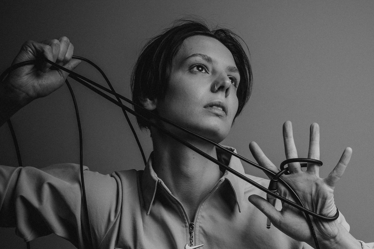 Café Marvin entre los amables extremos de Lara Jones - Revista Marvin