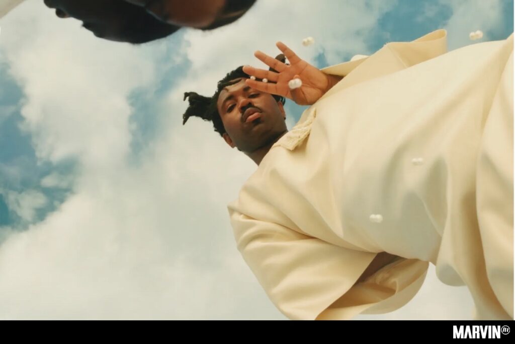 Sampha luce su reflexivo soul de ciencia-ficción en ‘Lahai’