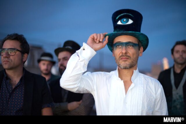 Santi Balmes de Love of Lesbian conversa en un libro sobre su oficio