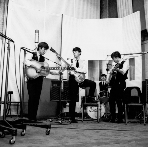 The Beatles lanzan su última canción: "Now and then" 1 the beatles now and then ultima cancion sencillo 3