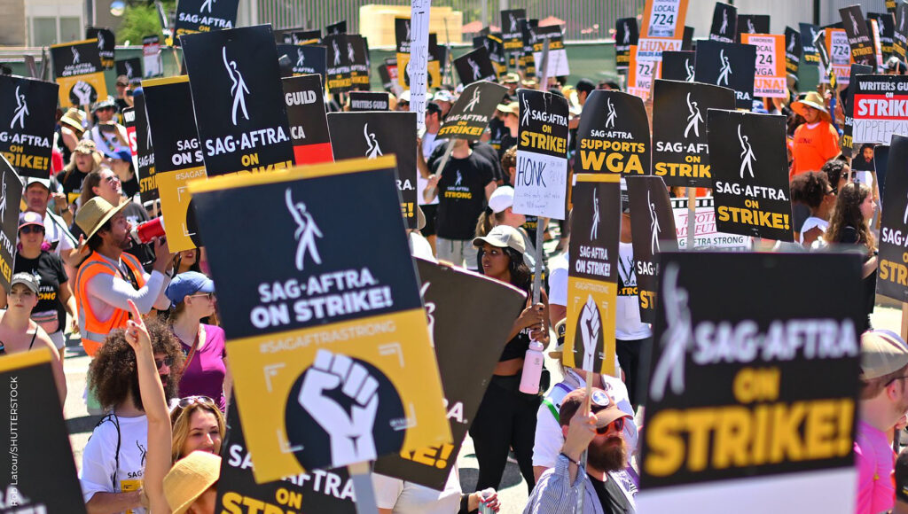 Fin de la huelga en Hollywood, SAG-AFTRA y estudios logran un acuerdo de tres años 5 CAR PHOTO OnStrike v2