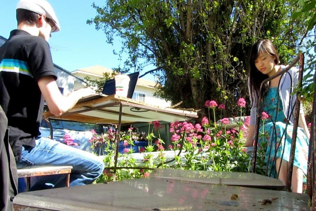 Café Marvin sobreviviendo de fracciones insignificantes con aivi & surasshu