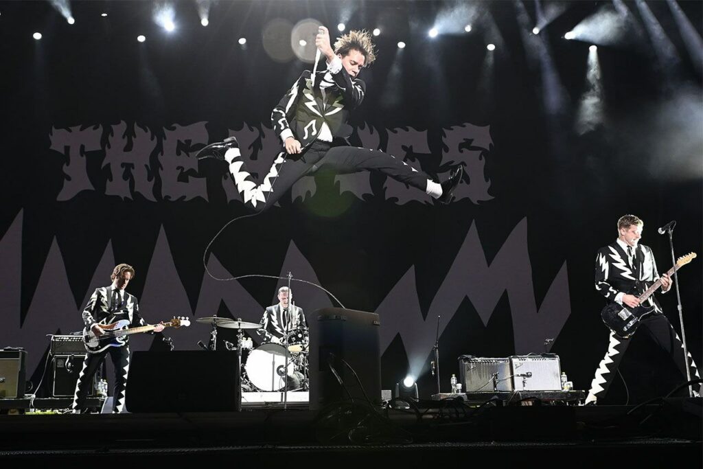 The Hives por Flama.