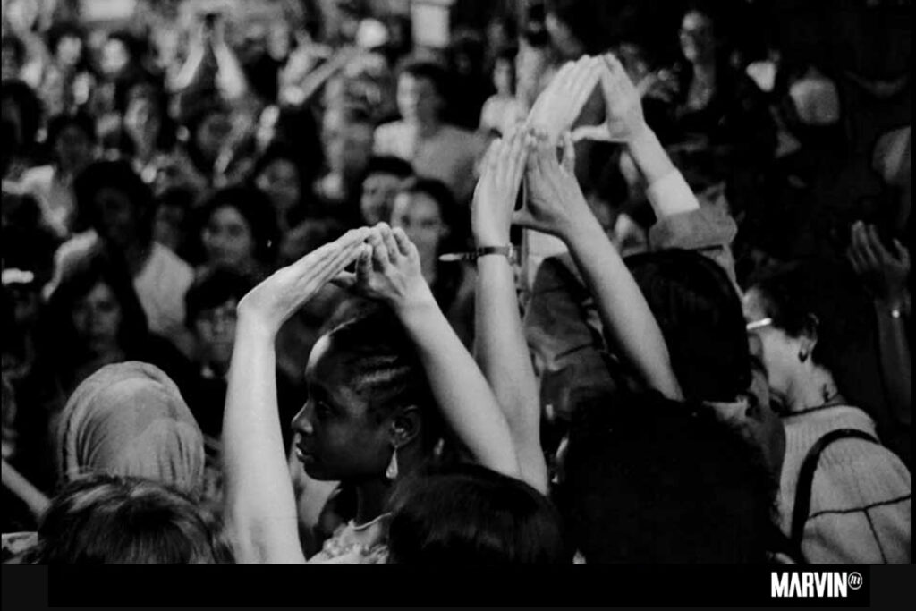Performance de Mónica Mayer en el MAM