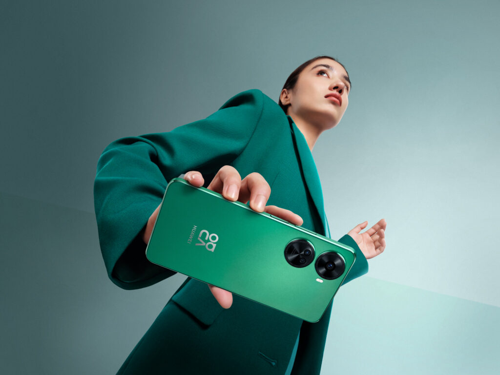 nova 12series Product Creative lifestyle shot Headquarter nova 12 SE %E4%BA%A7%E5%93%81 %E4%BA%BA%E7%89%A9%E6%88%96%E5%9C%BA%E6%99%AF%E5%88%9B%E6%8B%8D Headquarter MKT HUAWEI BonnieX Creative Shot Green JPG HQ 20231012