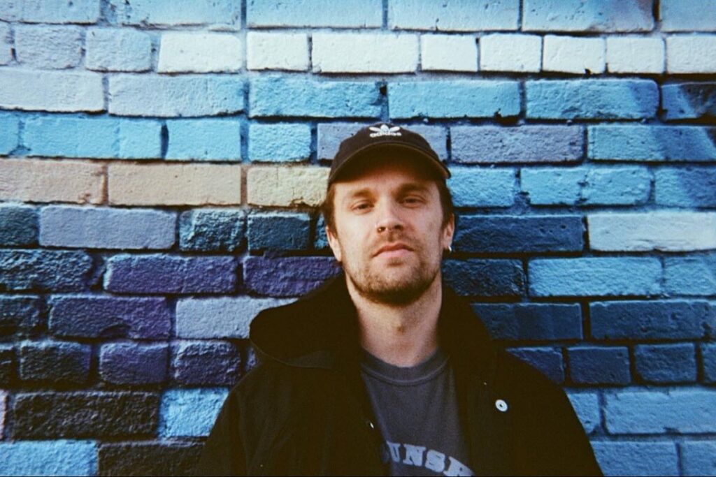 Café Marvin invocando autenticidad con Bobbyy