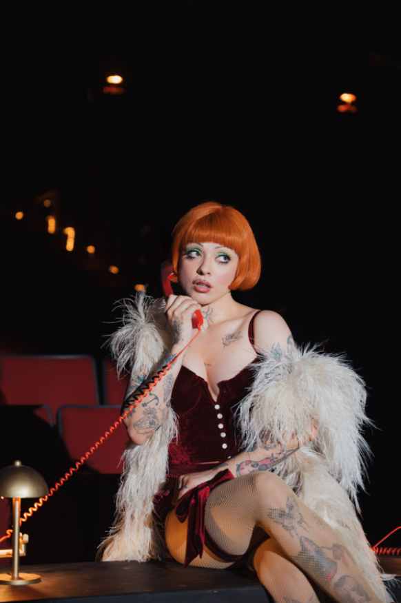 La Sally de Mon Laferte 2 Mon3