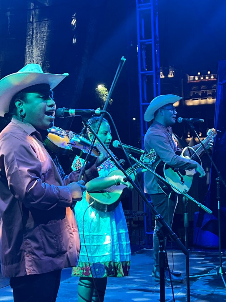 Trio Eyixochitl foto 4 1