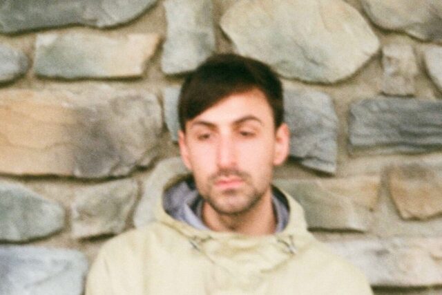 Café Marvin ante el semáforo de infinitos colores con Corey Mastrangelo