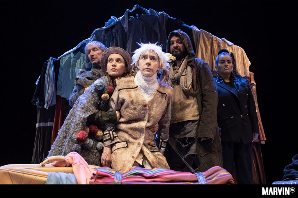 Teatro Petra función inaugural FITU 32