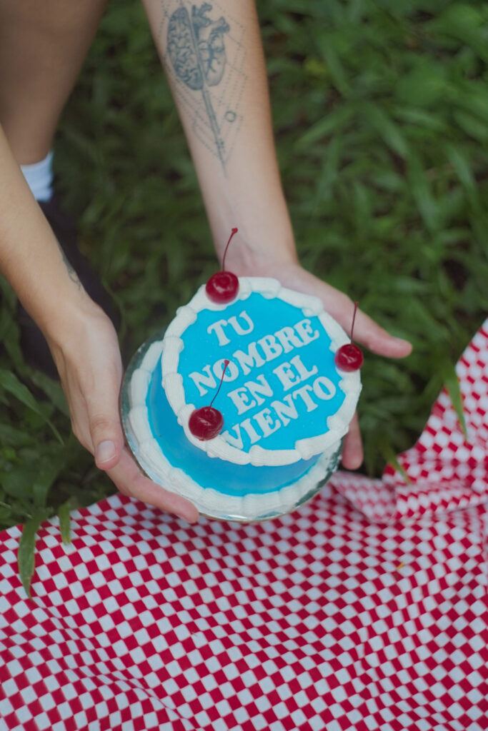 Misheru: Indie pop para cuando te enamoras 1 https://marvin.com.mx/misheru-indie-pop-en-tu-nombre-en-el-viento/