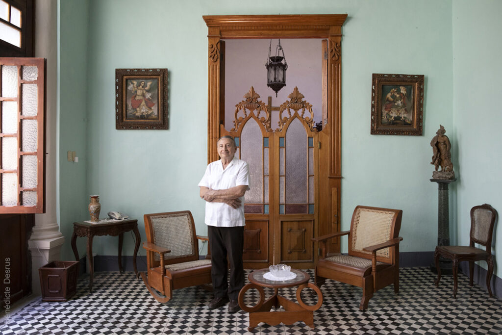 Libro Arraigo de Bénédicte Desrus 3 05 ARRAIGO