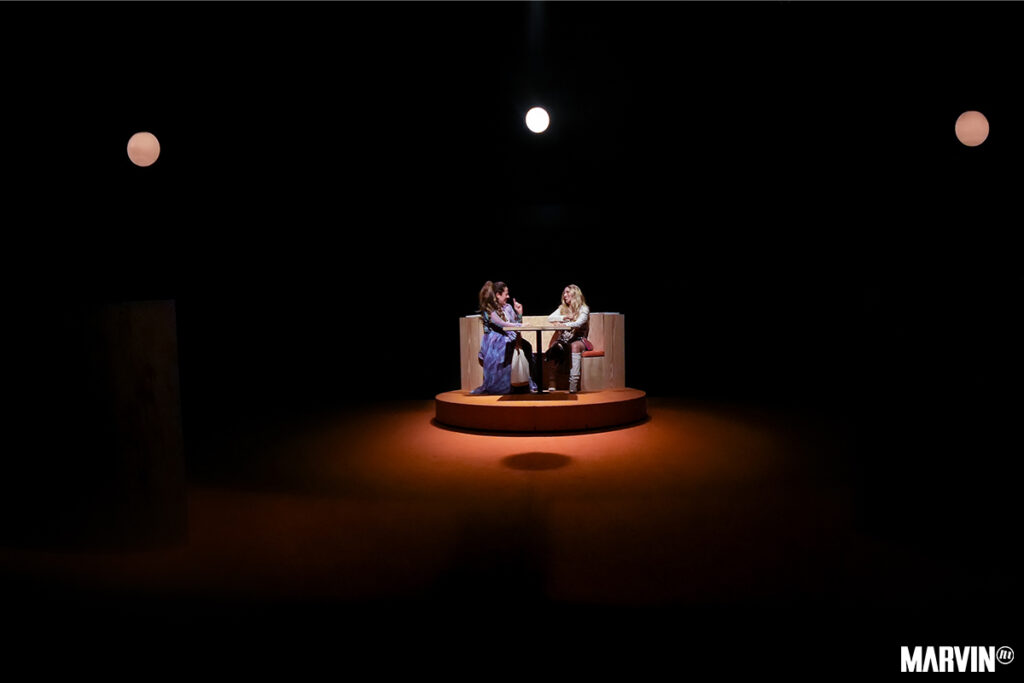 Madrinas en el Teatro el Milagro