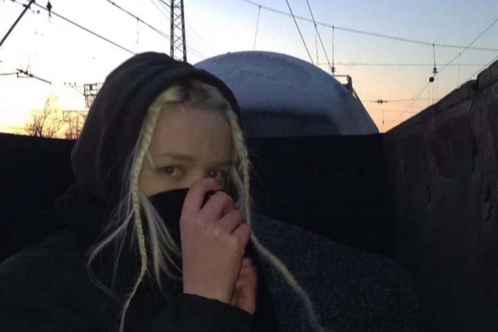 Café Marvin en manos de los ojos del buho con Soft Blade