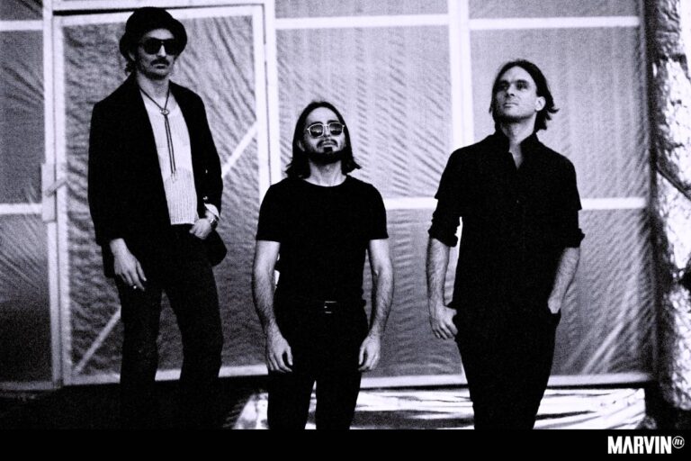 dirty-sound-magnet-entrevista-stavros-dzodzos