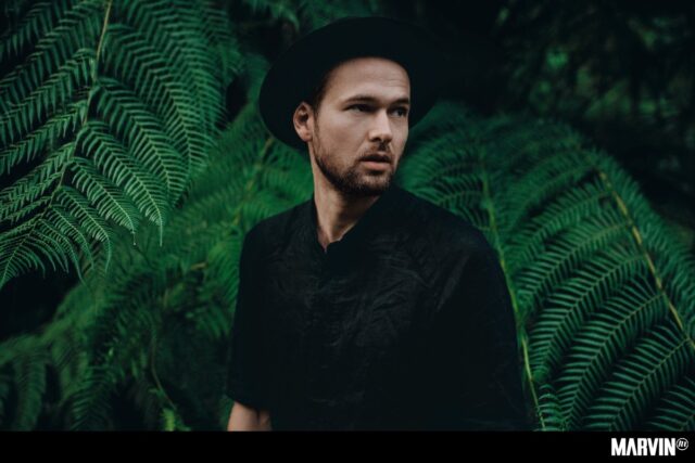 Monolink: electrónica que pone a la belleza en el centro del mundo