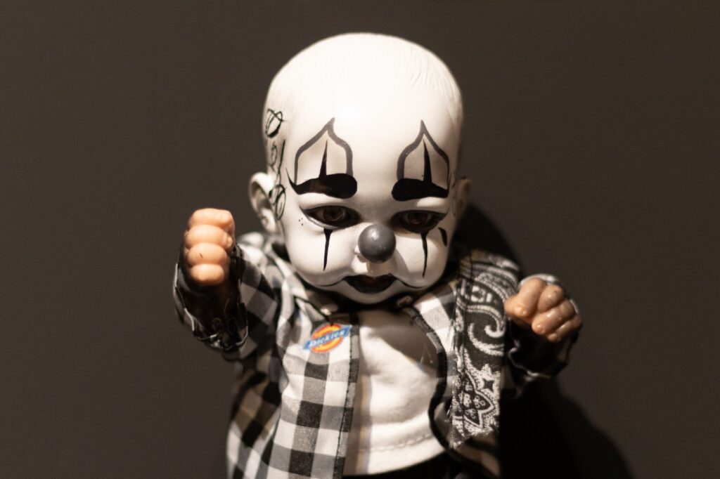 LA GALERIA JOSE MARIA VELASCO PRESENTA LOS ROTULOS NO DEBEN MORIR Y LOVE LETTERS 4