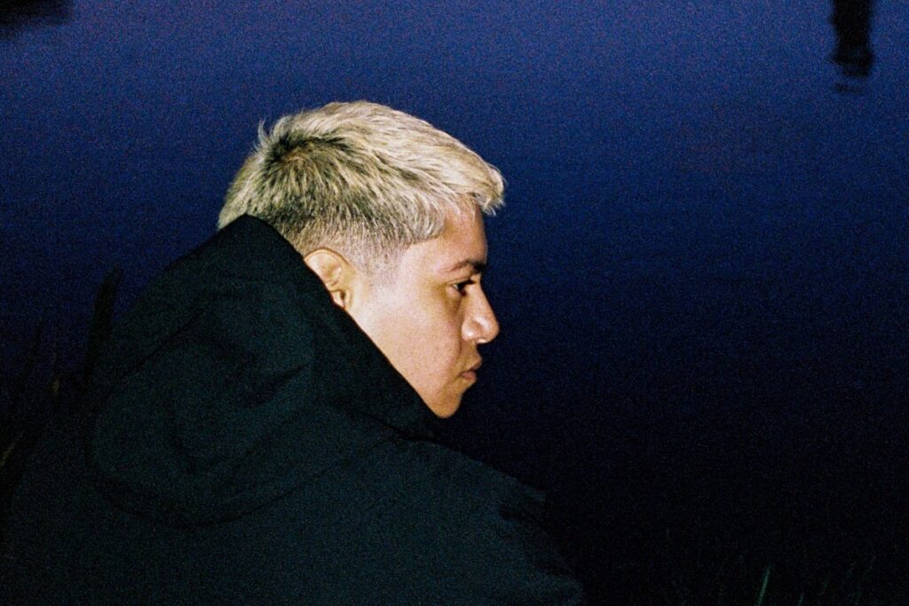 Café Marvin en la tentadora sensualidad triste con Ikonika