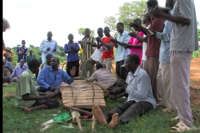 Café Marvin y el compromiso unisono con Nakibembe Embaire & Naoyuki Uchida