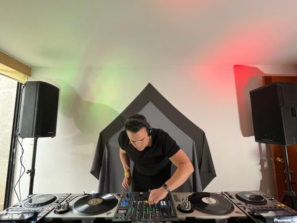 raul aldana cesar gudino back to back gira sussie 4 1